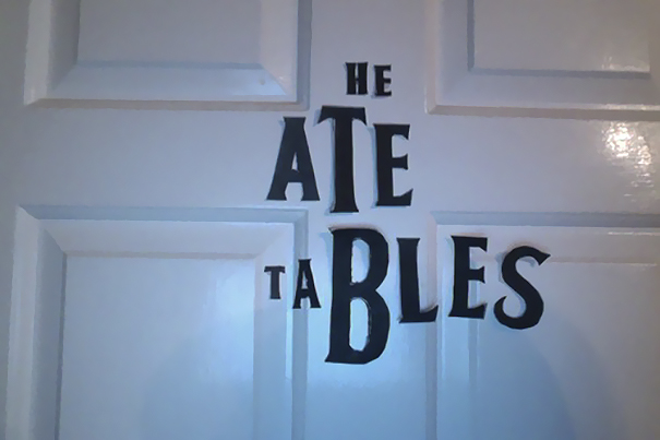 Girl Annoys Her Sister By Rearranging 'The Beatles' Letters On Her Door, And It's Hilariously Clever Girl Annoys Her Sister By Rearranging 'The Beatles' Letters On Her Door, And It's Hilariously Clever