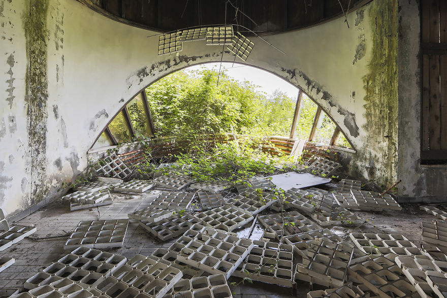 I Travel The World To Capture Amazing Pictures Of Nature Taking Back Abandoned Places