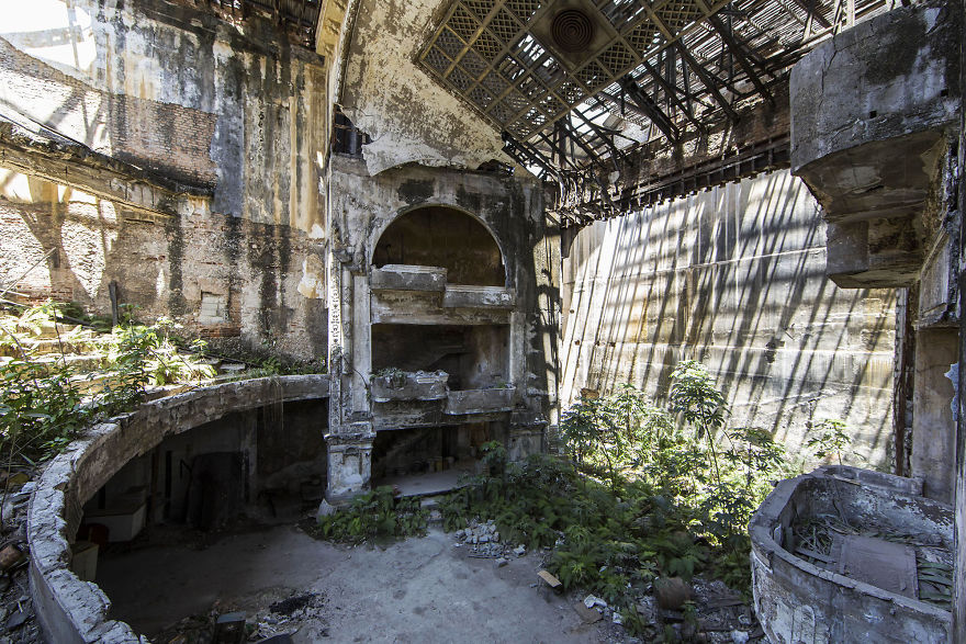 I Travel The World To Capture Amazing Pictures Of Nature Taking Back Abandoned Places