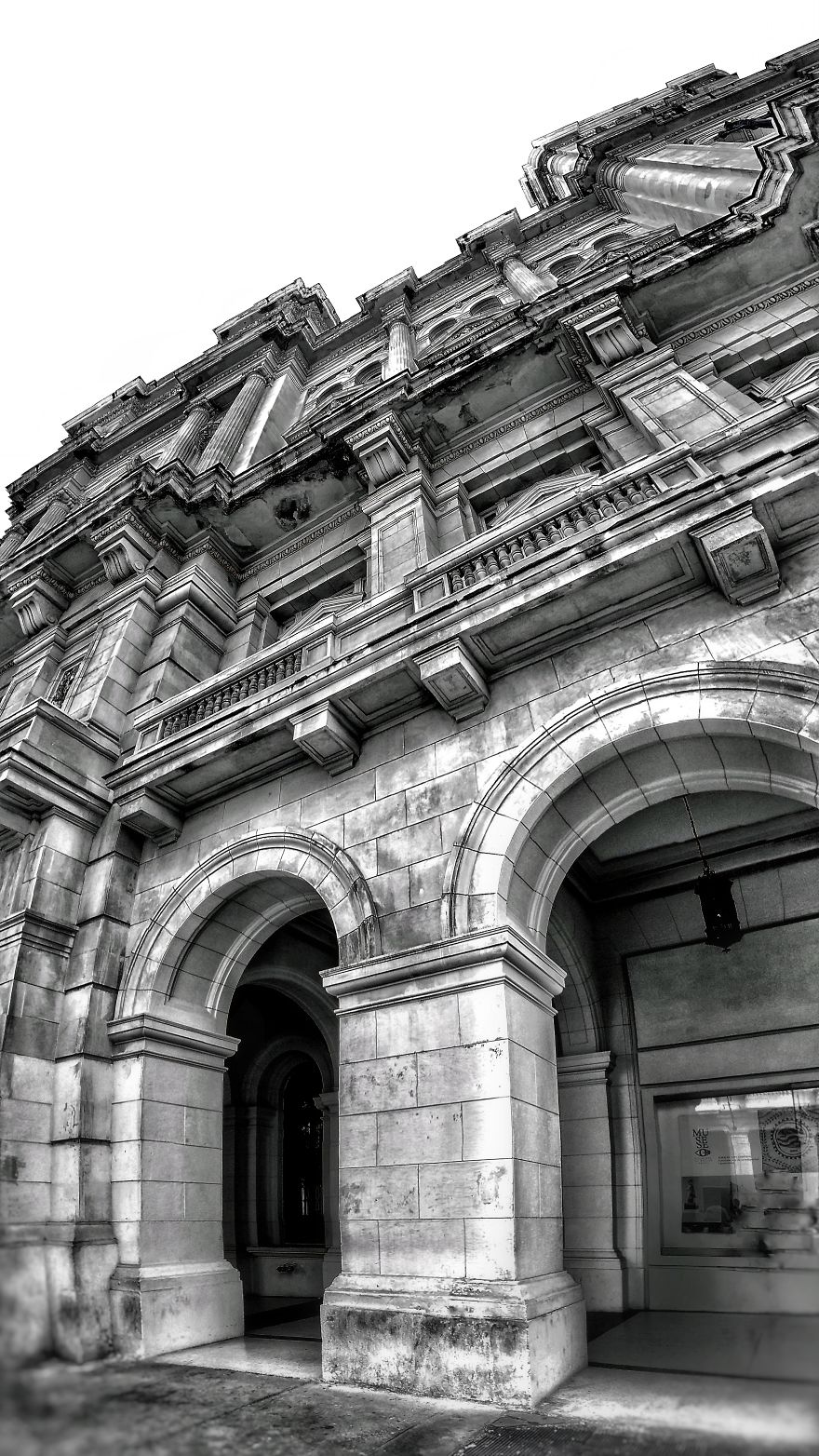 I Took Holiday Pictures Of The Beautiful Havana Using My Phone I Took Holiday Pictures Of The Beautiful Havana Using My Phone