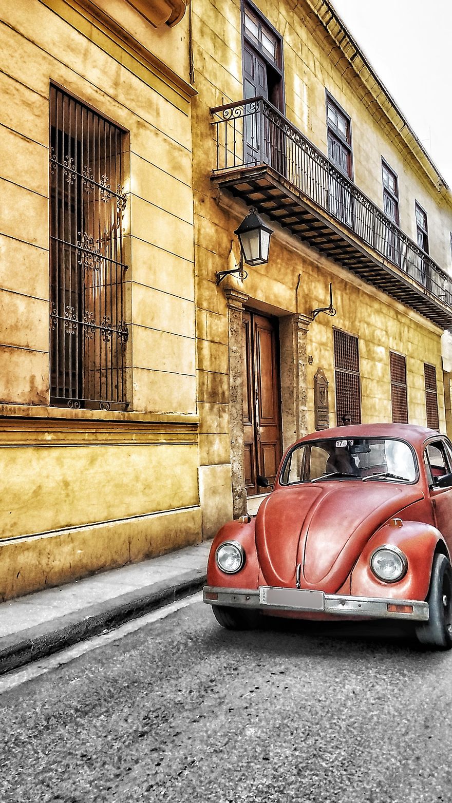 I Took Holiday Pictures Of The Beautiful Havana Using My Phone I Took Holiday Pictures Of The Beautiful Havana Using My Phone