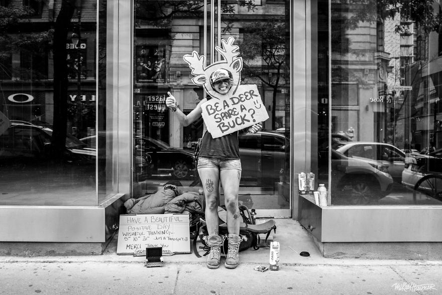 Katt Definitely Wins First Place In Terms Of Sign Creativity