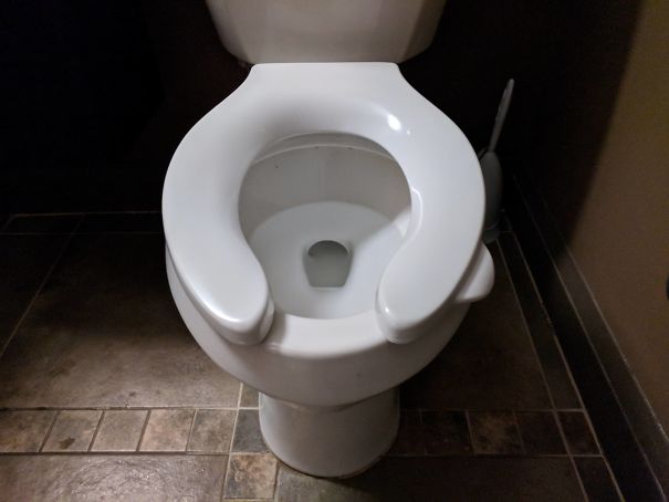 This Public Toilet Has A Handle On The Seat For You To Lift It
