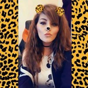 joellecourtenay avatar