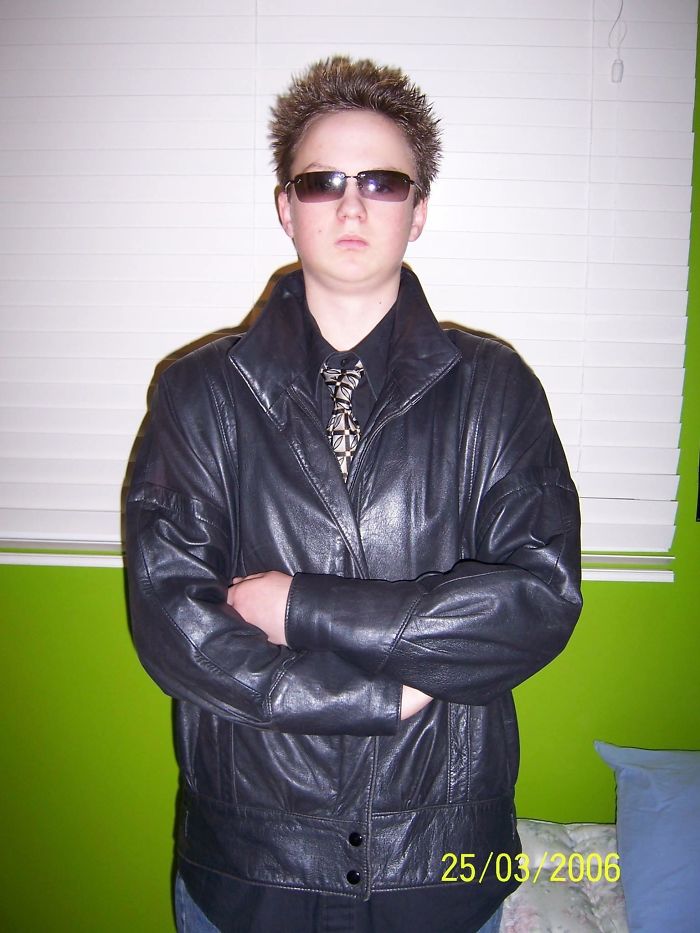 My Fiancé Got This Leather Jacket When He Was 14. So Naturally He Got His Mom To Do A Photoshoot In His Room