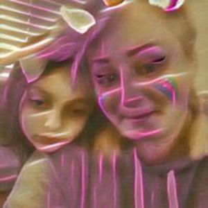 caryl-anne_enna-lyrac avatar