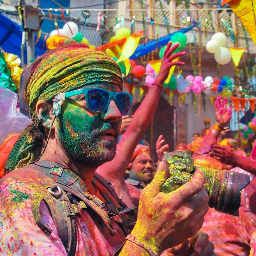 Beautiful Portraits Taken At The Holi Festival Of Colors In India