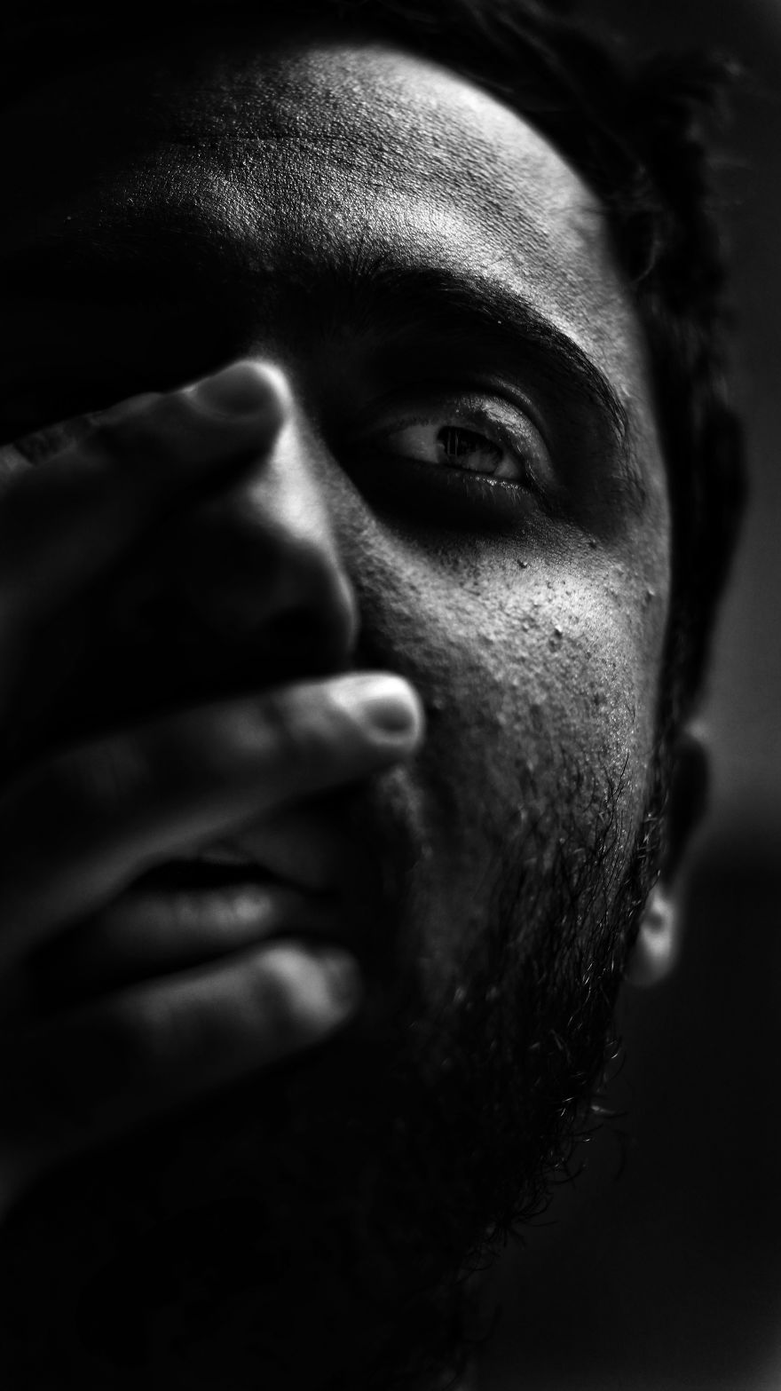 I Tried Shooting Self-Portraits On A Basic Android Phone