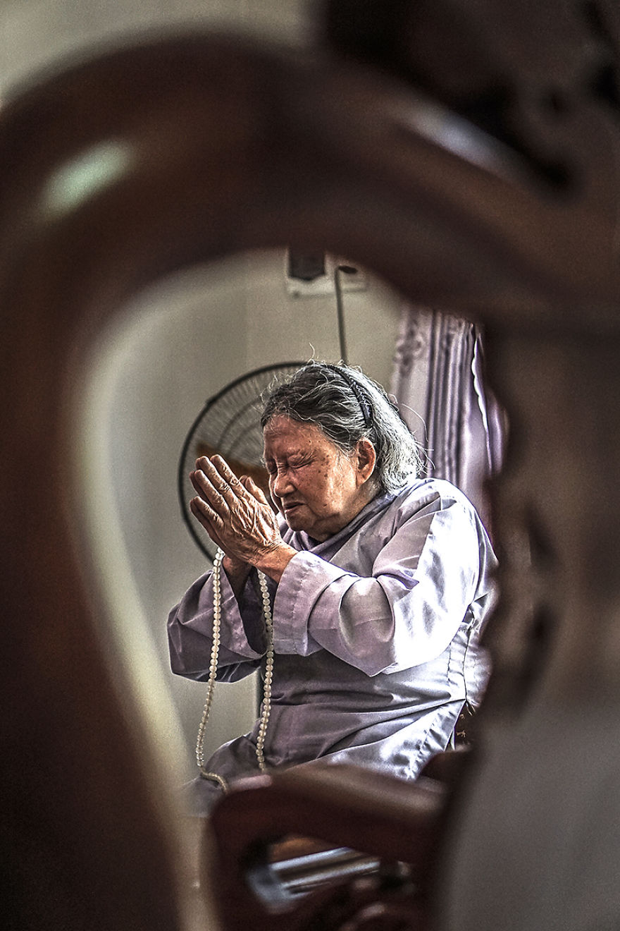 I Photographed Daily Life Of My Grandparents To Show Their Positive Attitude To Life