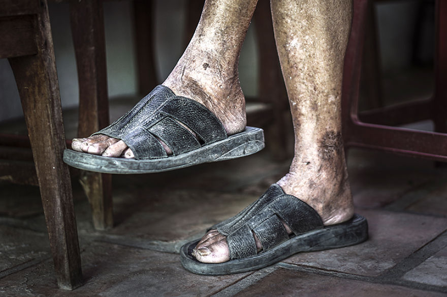 I Photographed Daily Life Of My Grandparents To Show Their Positive Attitude To Life