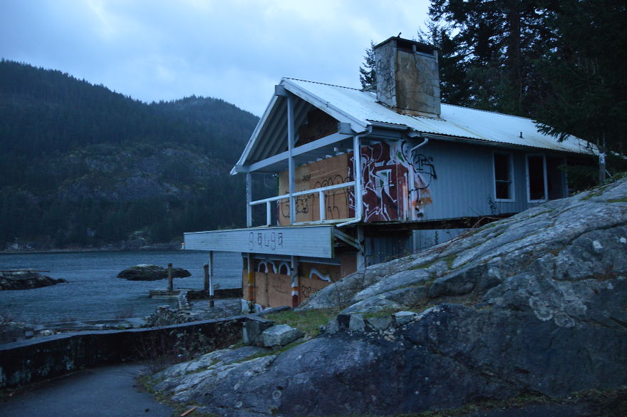 I Fell In Love With Abandoned Places I Fell In Love With Abandoned Places