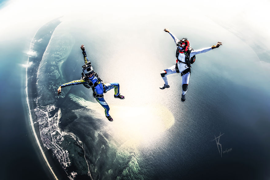 Extreme Sport Photographer Shows Skydiving In A New Light