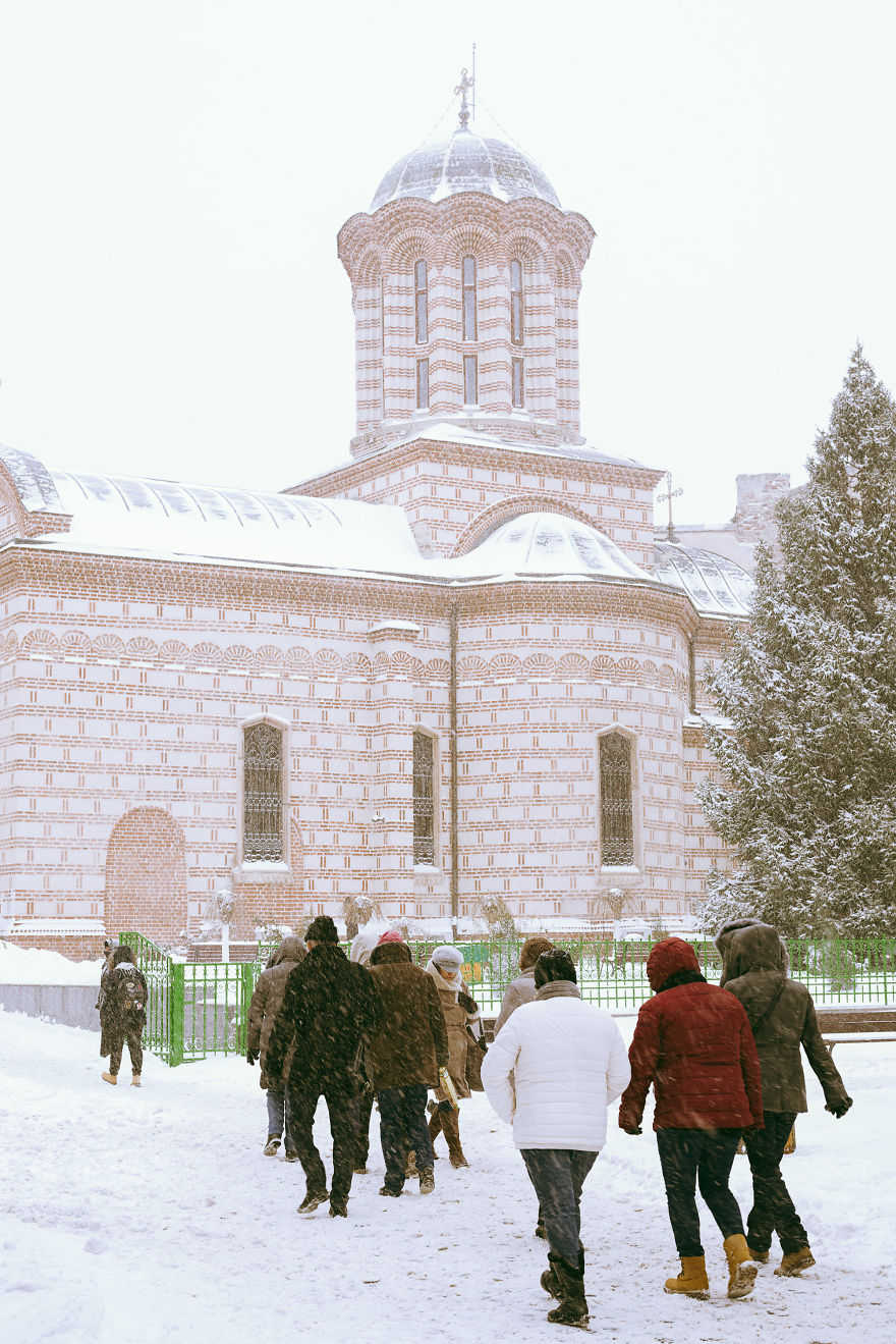 Even The Snow Does Not Stop Church Goers On A Sunday