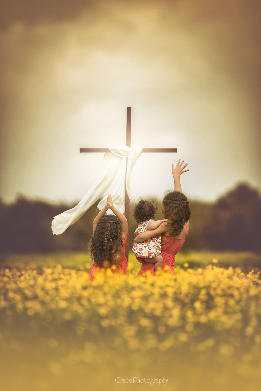 Photographer Captures What The True Meaning Of Easter Is All About.... He Is Risen Indeed!