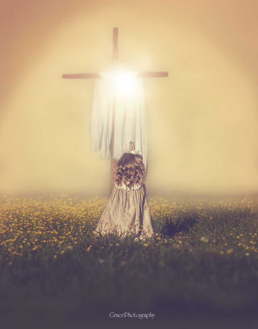 Photographer Captures What The True Meaning Of Easter Is All About.... He Is Risen Indeed!