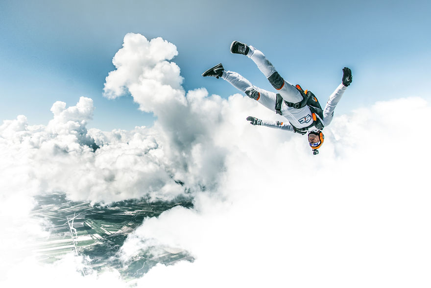 Extreme Sport Photographer Shows Skydiving In A New Light