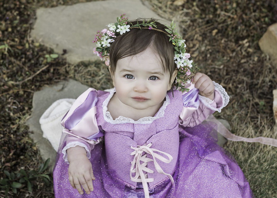 Each Month I Created Princess Costumes For My Baby Girl To Cope With Postpartum Depression Each Month I Created Princess Costumes For My Baby Girl To Cope With Postpartum Depression