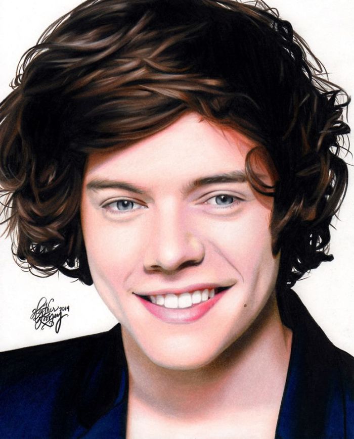 Girl Creates The Most Realistic Pictures With Color Pencils You Have Ever Seen