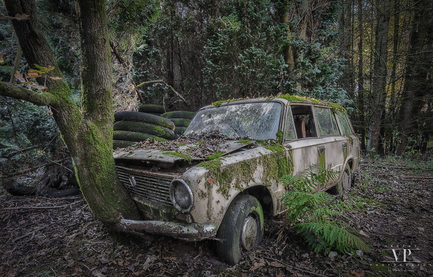 I Photograph Abandoned Stuff