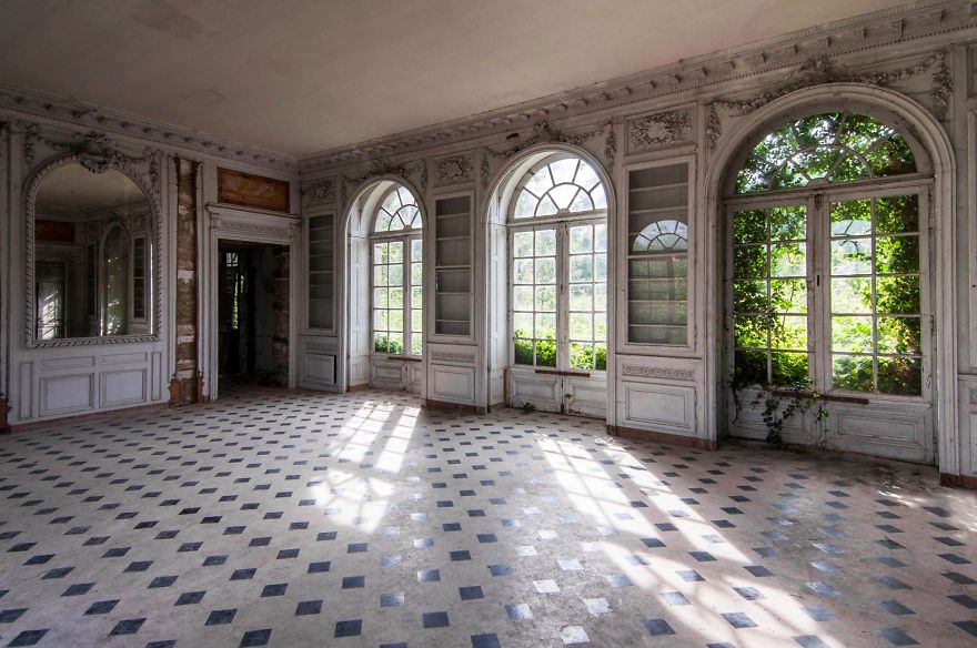 I Travel The World To Capture Amazing Pictures Of Nature Taking Back Abandoned Places