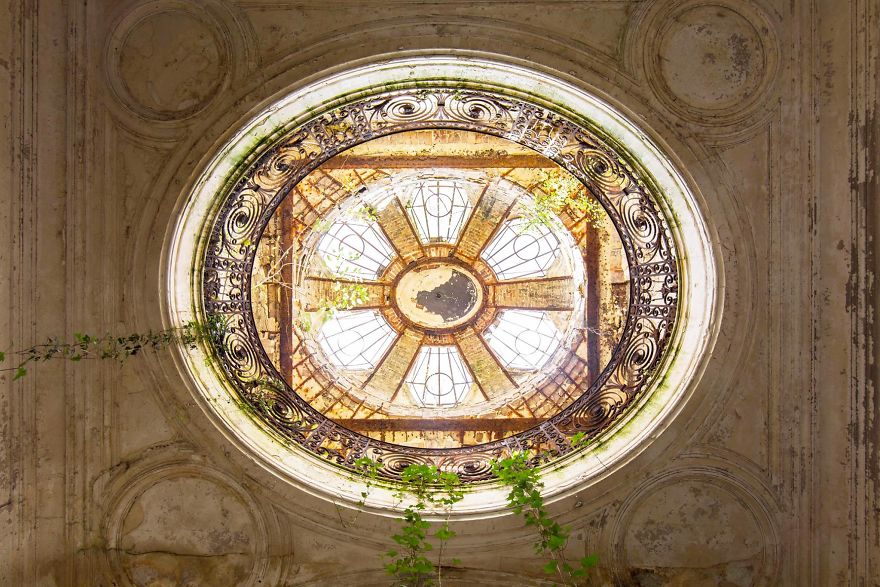 I Travel The World To Capture Amazing Pictures Of Nature Taking Back Abandoned Places