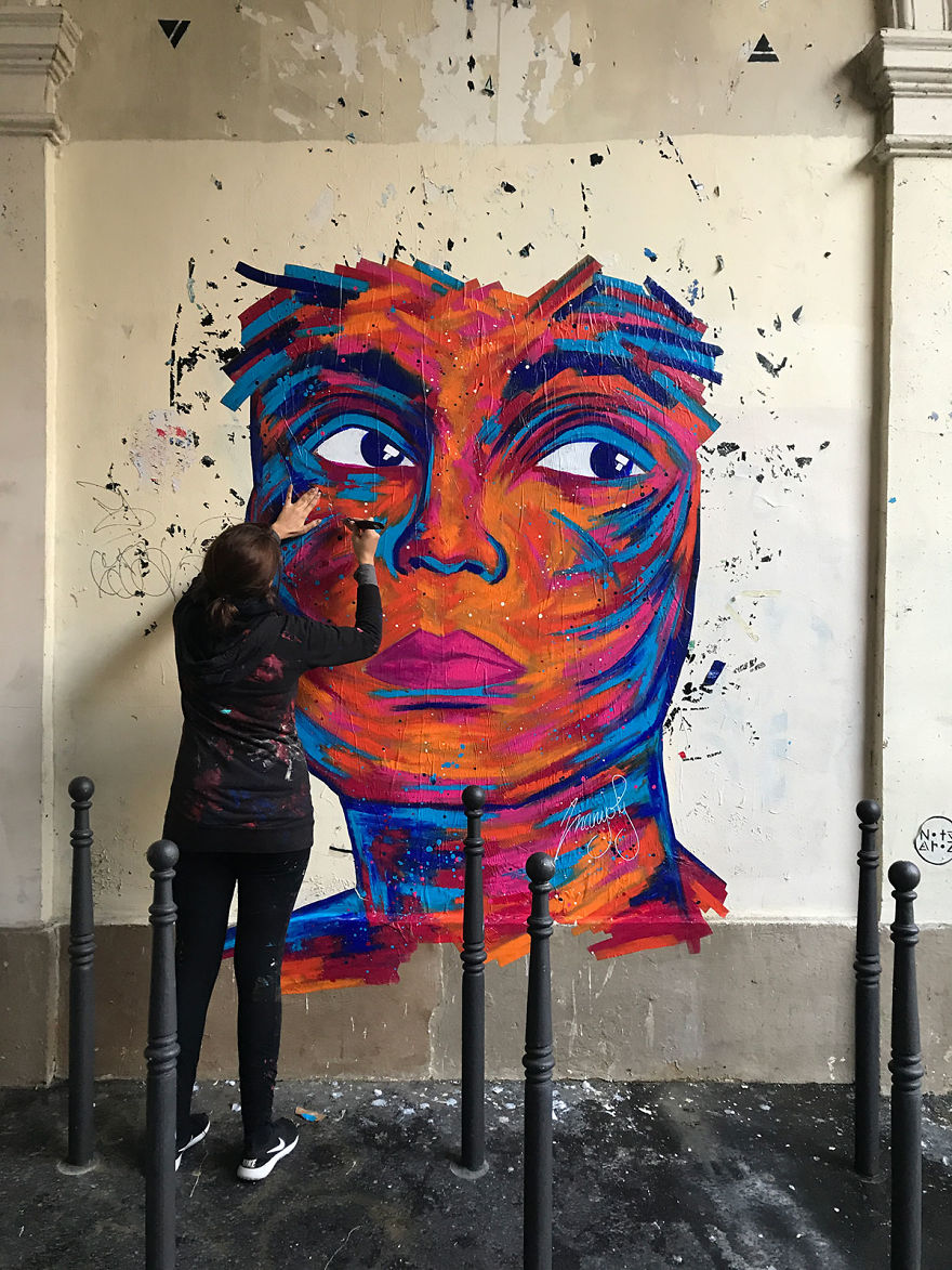 I Paint Colorful Portraits Of Women In The Streets Around The World I Paint Colorful Portraits Of Women In The Streets Around The World