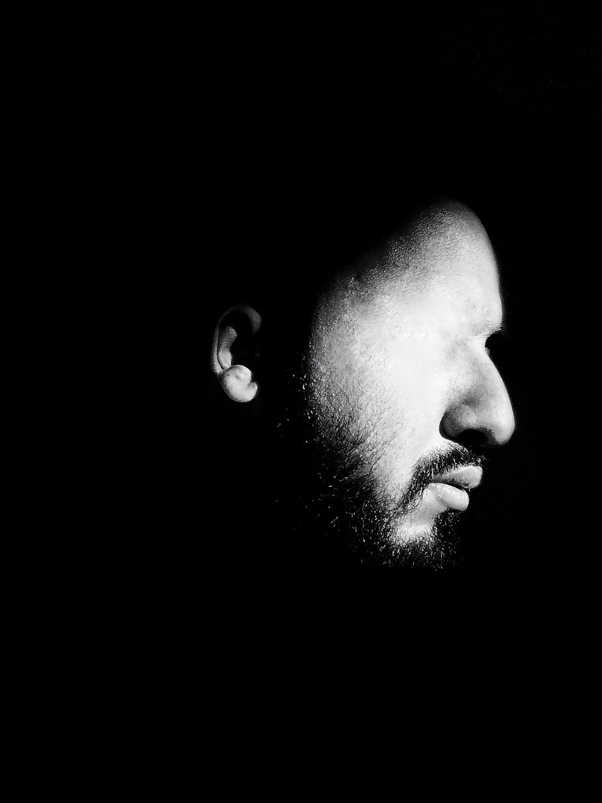 I Tried Shooting Self-Portraits On A Basic Android Phone