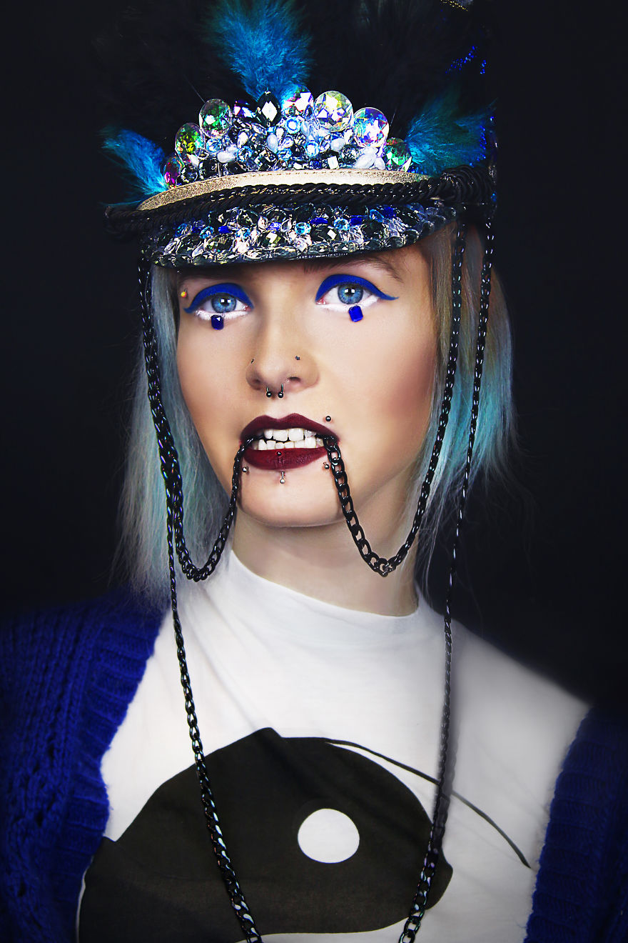 The Photographer Survived The Real Nightmare - She Was Afraid Even To Go To The Store