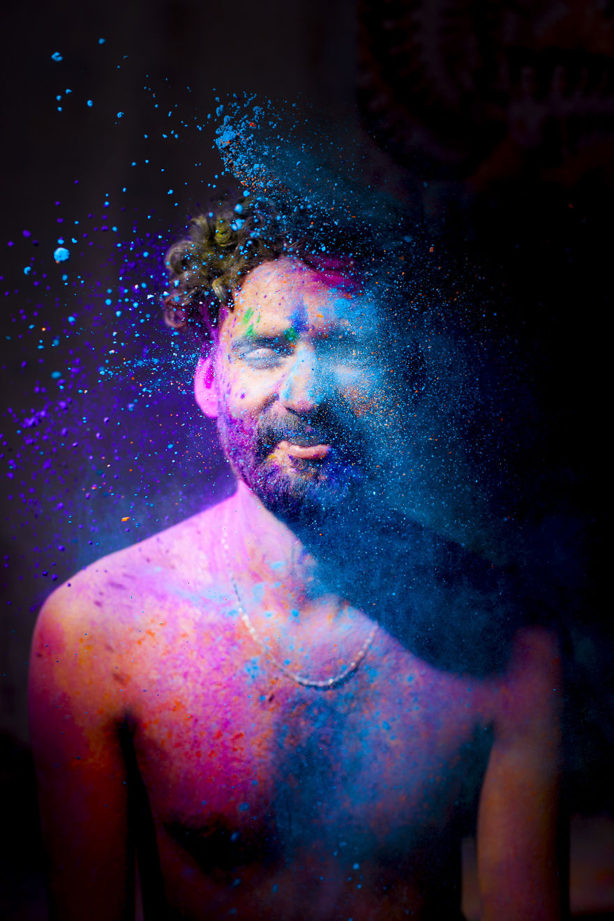 Got Bored Of Regular Holi Portraits So I Took Out My Camera To Play With Light Got Bored Of Regular Holi Portraits So I Took Out My Camera To Play With Light