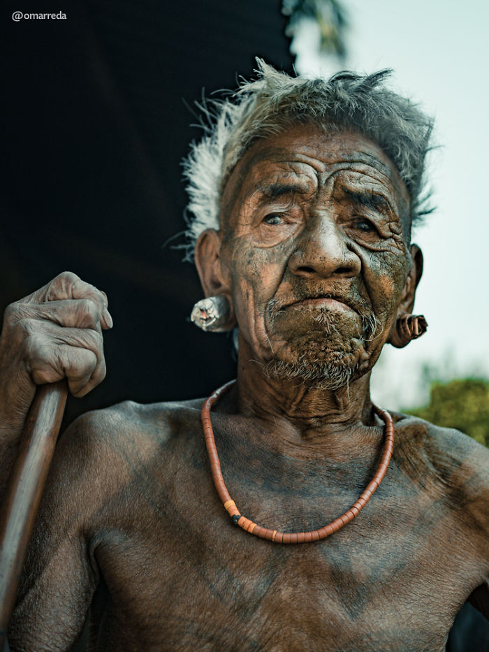 I Photographed The Last Headhunters Of The Konyak Tribe