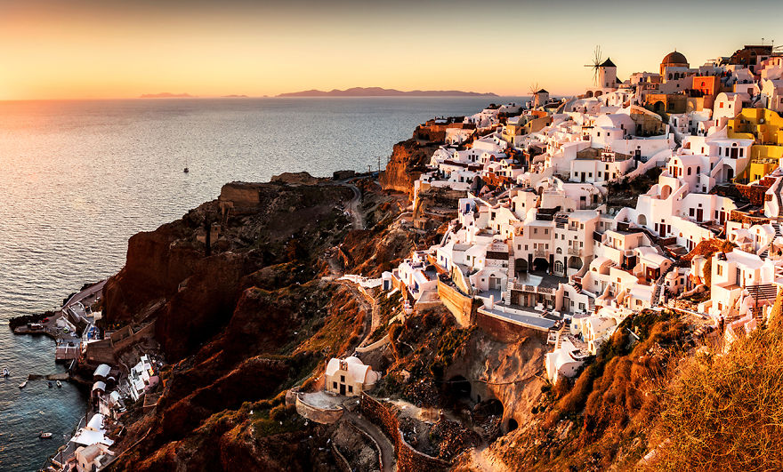 I Spent Four Days In Santorini To See The Island Without Thousands Of Tourists And The Sunsets Enchanted Me I Spent Four Days In Santorini To See The Island Without Thousands Of Tourists And The Sunsets Enchanted Me