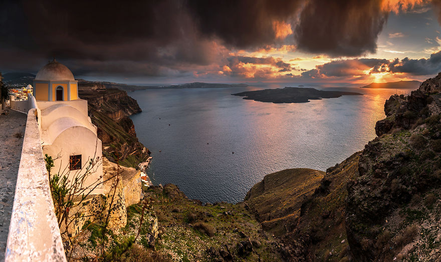 I Spent Four Days In Santorini To See The Island Without Thousands Of Tourists And The Sunsets Enchanted Me I Spent Four Days In Santorini To See The Island Without Thousands Of Tourists And The Sunsets Enchanted Me
