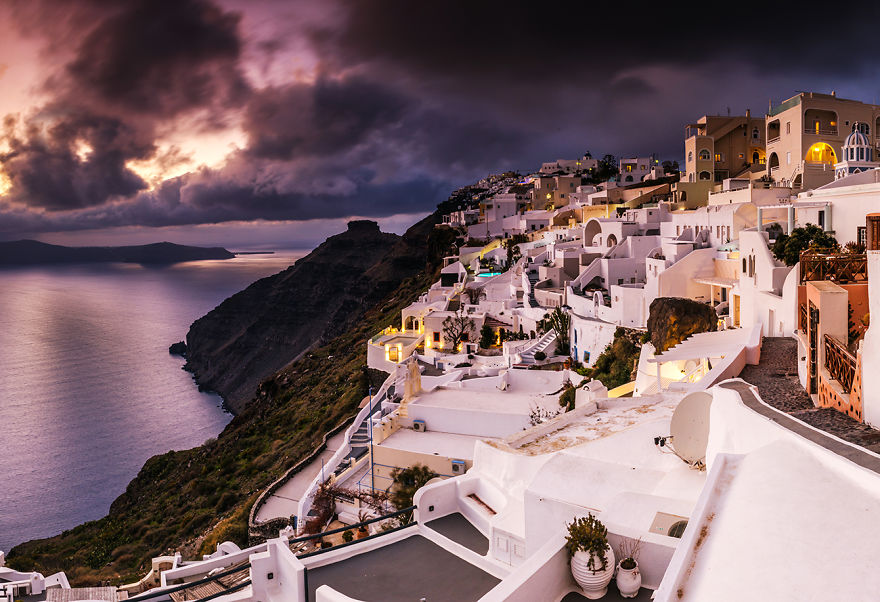 I Spent Four Days In Santorini To See The Island Without Thousands Of Tourists And The Sunsets Enchanted Me