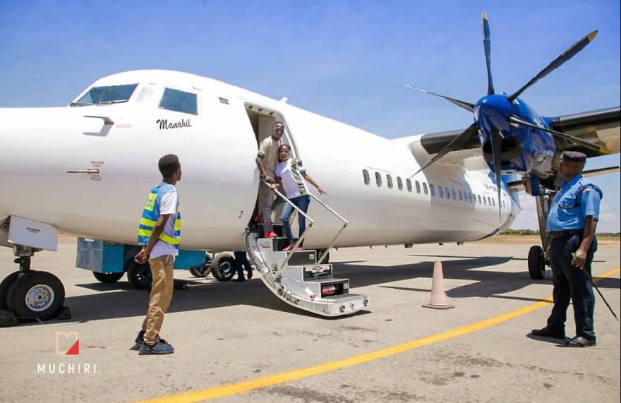 Photographer Picks These Two Homeless Lovebirds And Transforms Them Into Models Photographer Picks These Two Homeless Lovebirds And Transforms Them Into Models