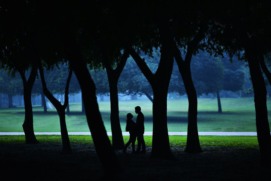I Take Silhouettes Of Love During Pre-Wedding Shoots