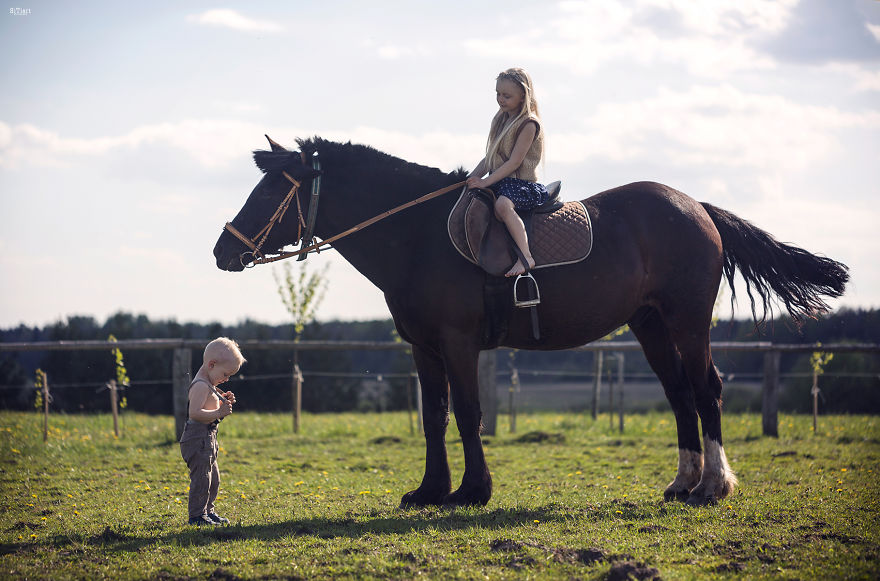 The Friendship Between Children And Animals The Friendship Between Children And Animals