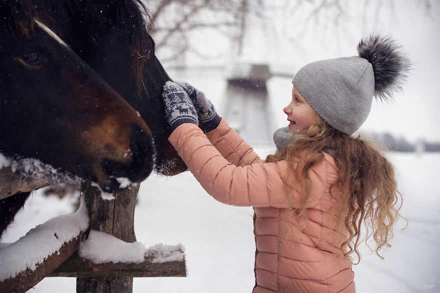 The Friendship Between Children And Animals The Friendship Between Children And Animals