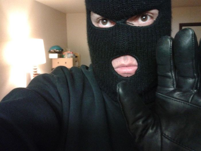 Thief Makes A Huge Mistake Breaking Into Home Where 9-Year-Old Boy Lives Thief Makes A Huge Mistake Breaking Into Home Where 9-Year-Old Boy Lives