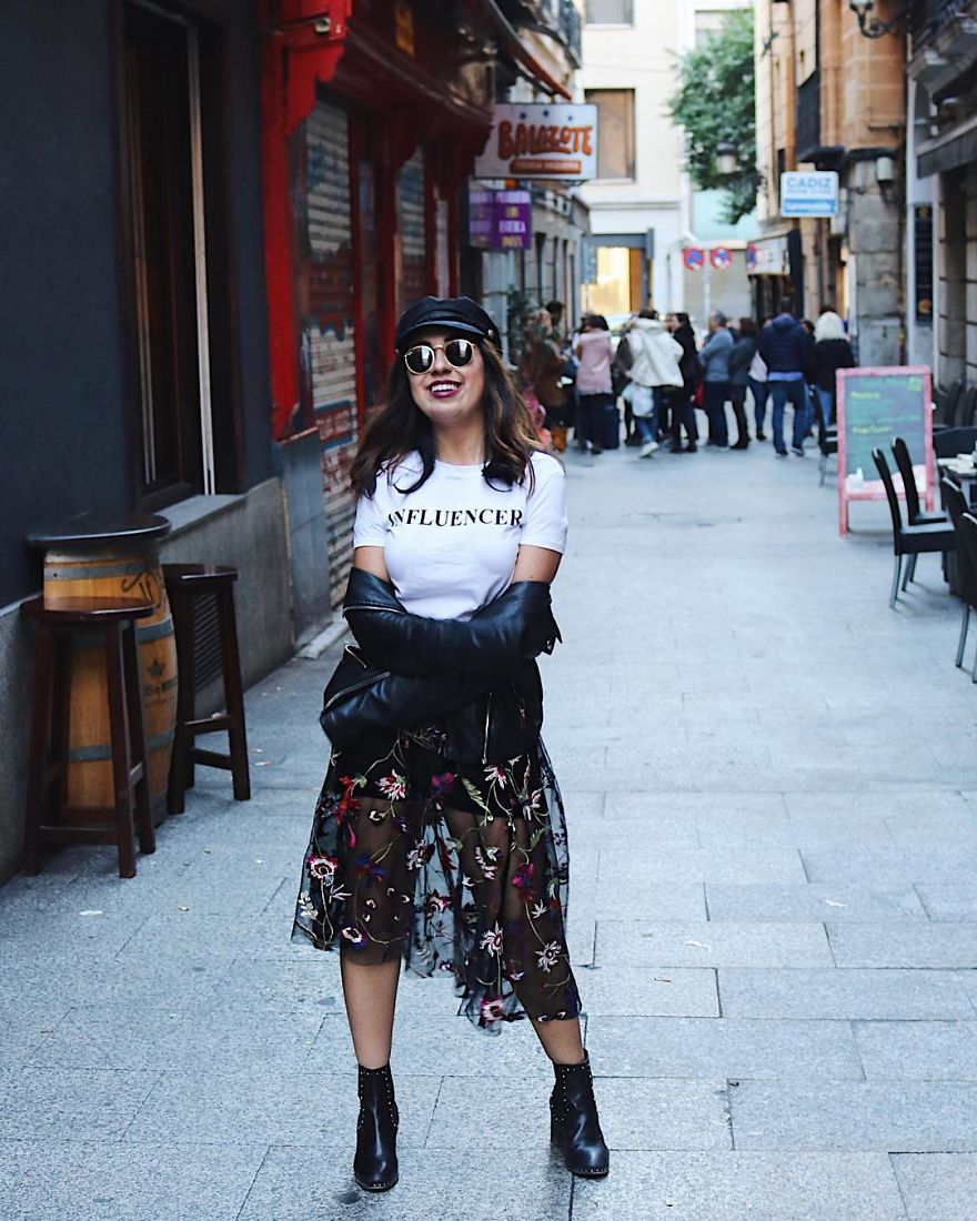 26-Year-Old Instagram Influencer Put Herself $10,000 In Debt To Create An Illusion Of A Perfect Life 26-Year-Old Instagram Influencer Put Herself $10,000 In Debt To Create An Illusion Of A Perfect Life