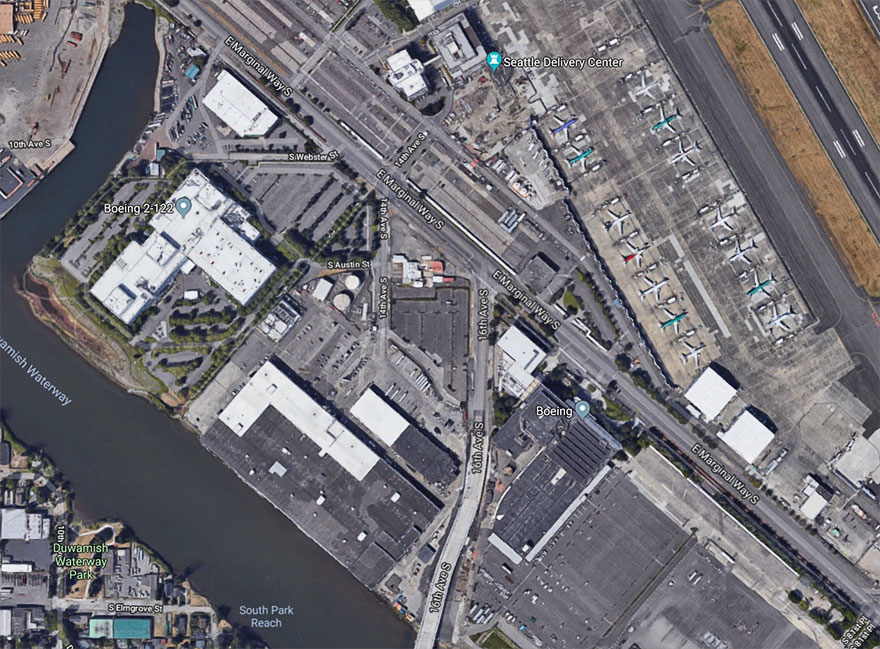 17 Rare Pics Reveal A Fake Rooftop Town Built To Hide Boeing’s Factory From Japanese Air Strikes 17 Rare Pics Reveal A Fake Rooftop Town Built To Hide Boeing’s Factory From Japanese Air Strikes