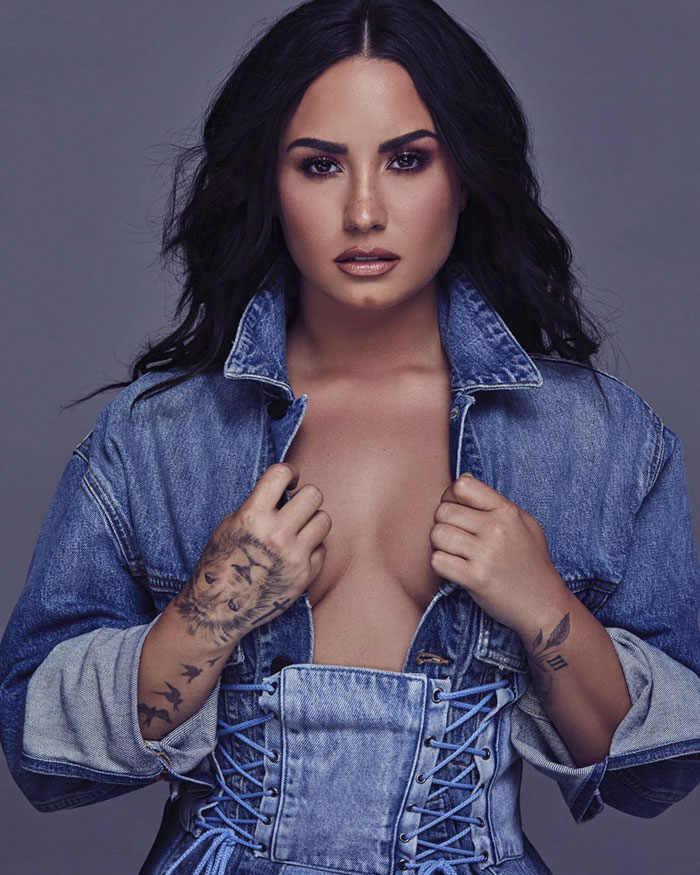 Demi Lovato Removes All Her Makeup In Video, And The Result Speaks For Itself Demi Lovato Removes All Her Makeup In Video, And The Result Speaks For Itself