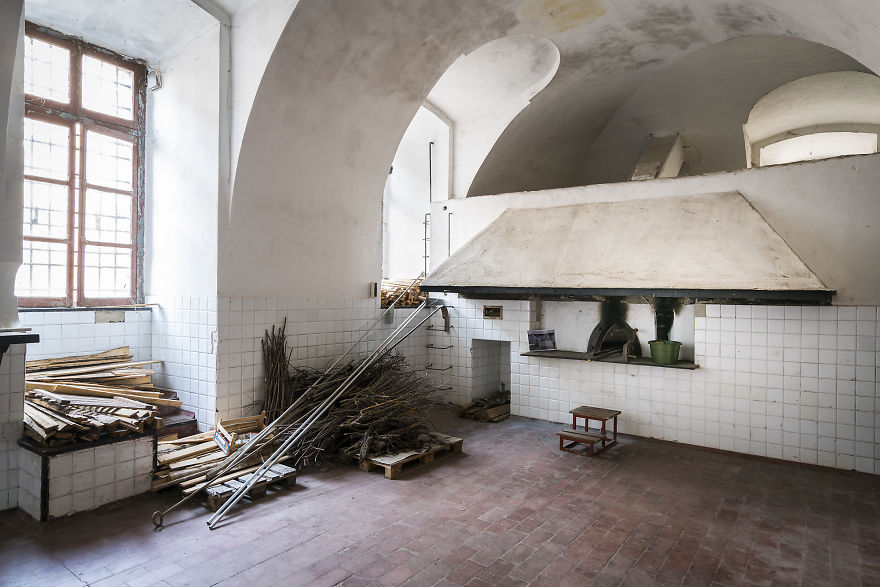 Photographing The Abandoned Citadel Of Alessandria Photographing The Abandoned Citadel Of Alessandria