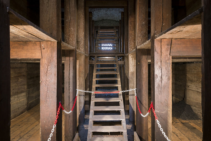Photographing The Abandoned Citadel Of Alessandria