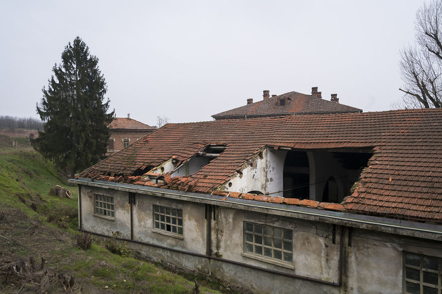 Photographing The Abandoned Citadel Of Alessandria
