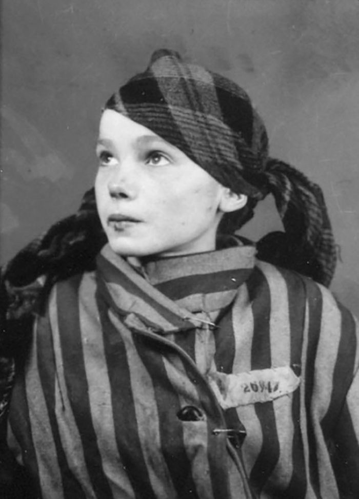 The Last Photos Of A 14-Year-Old Polish Girl In Auschwitz Get Colorized, And They'll Break Your Heart The Last Photos Of A 14-Year-Old Polish Girl In Auschwitz Get Colorized, And They'll Break Your Heart