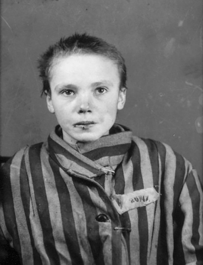 The Last Photos Of A 14-Year-Old Polish Girl In Auschwitz Get Colorized, And They'll Break Your Heart The Last Photos Of A 14-Year-Old Polish Girl In Auschwitz Get Colorized, And They'll Break Your Heart