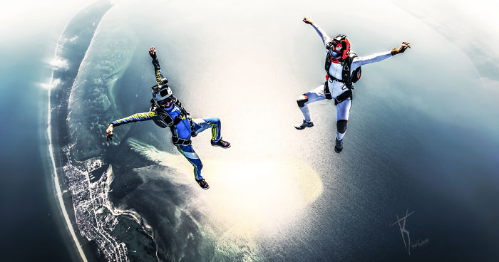 Extreme Sport Photographer Shows Skydiving In A New Light