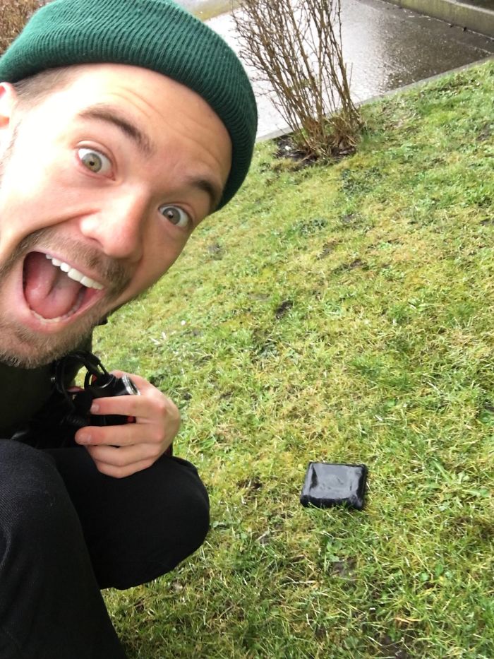 Guy Gets Too Close To Wild Fox While Snapchatting It, And Now He Wishes He Hadn't Guy Gets Too Close To Wild Fox While Snapchatting It, And Now He Wishes He Hadn't