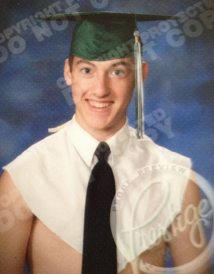 I Had To Bribe The School Photographer To Let Me Do This My Senior Year