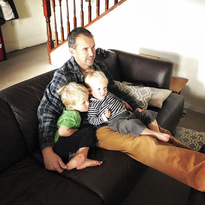 This Mom's Desperate Plea To Husband For Help Is What Too Many Women Are Going Through Right Now This Mom's Desperate Plea To Husband For Help Is What Too Many Women Are Going Through Right Now